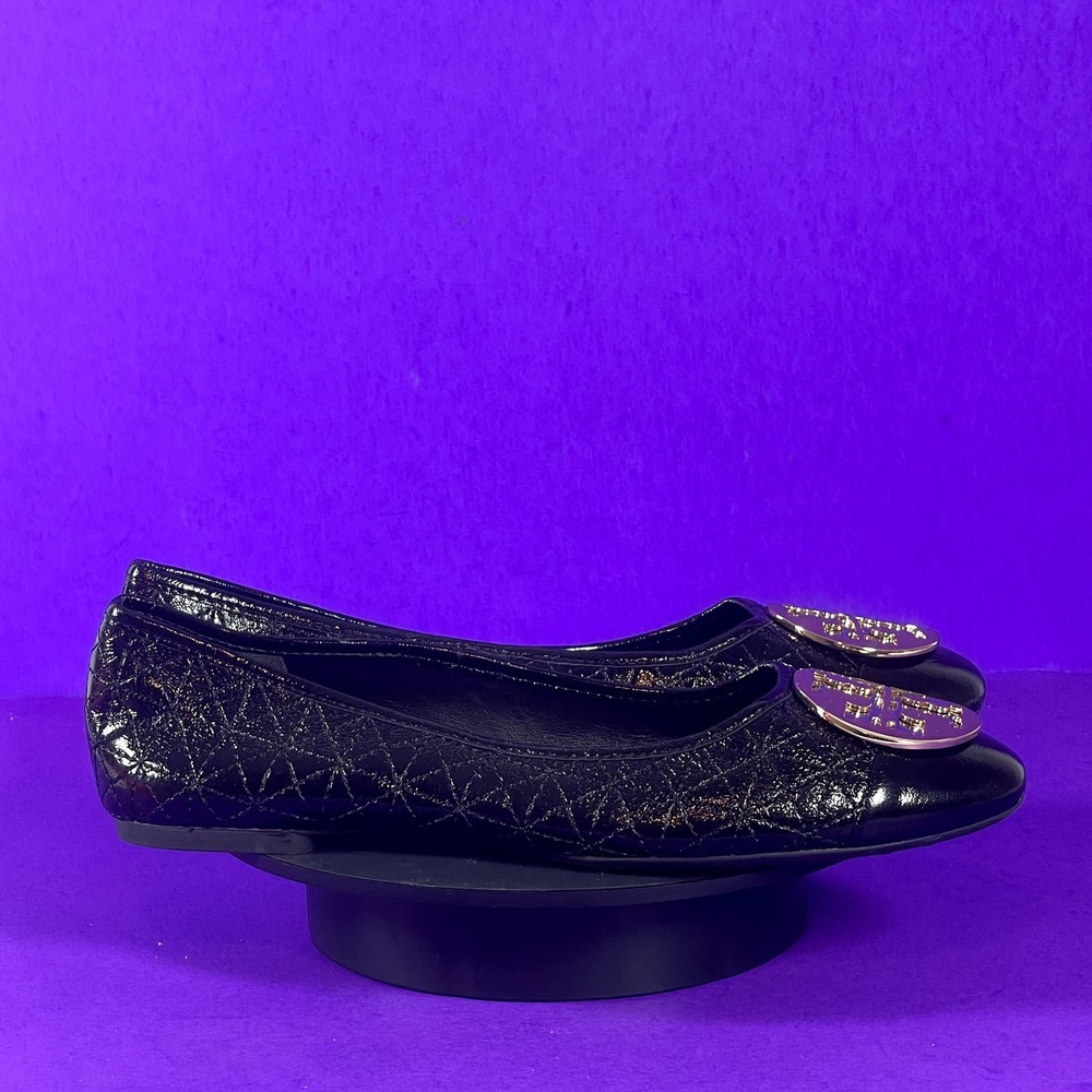 TORY BURCH Claire Quilted Black Ballet Flats with Gold Emblem Shoe 7 NWOB